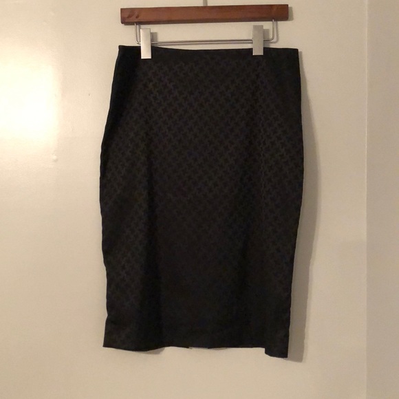 Guess Collection Houndstooth Pencil Skirt - Picture 1 of 3